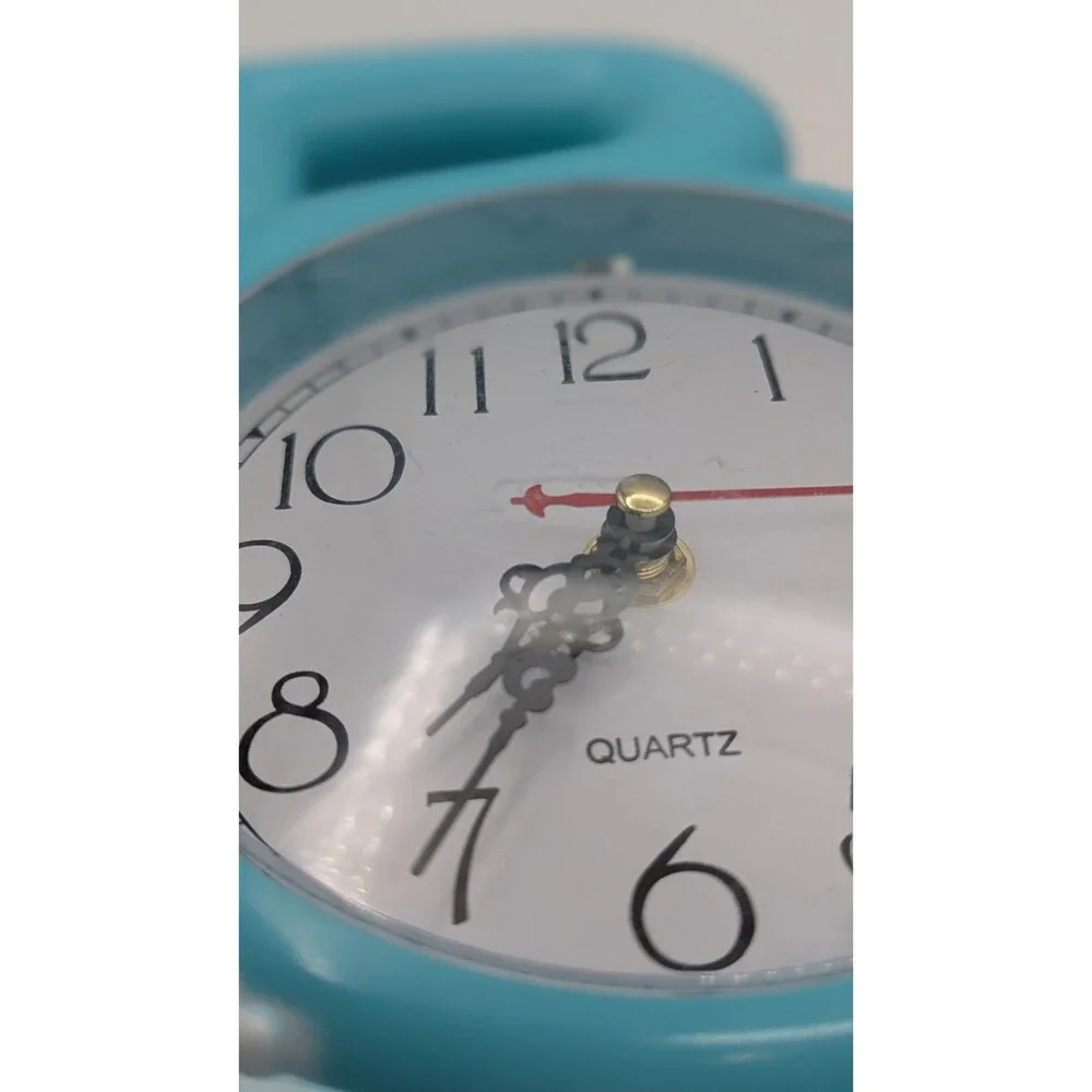 Wall Clock Bath Clock Blue Battery Operated VTG Style Works/ Keeps Time